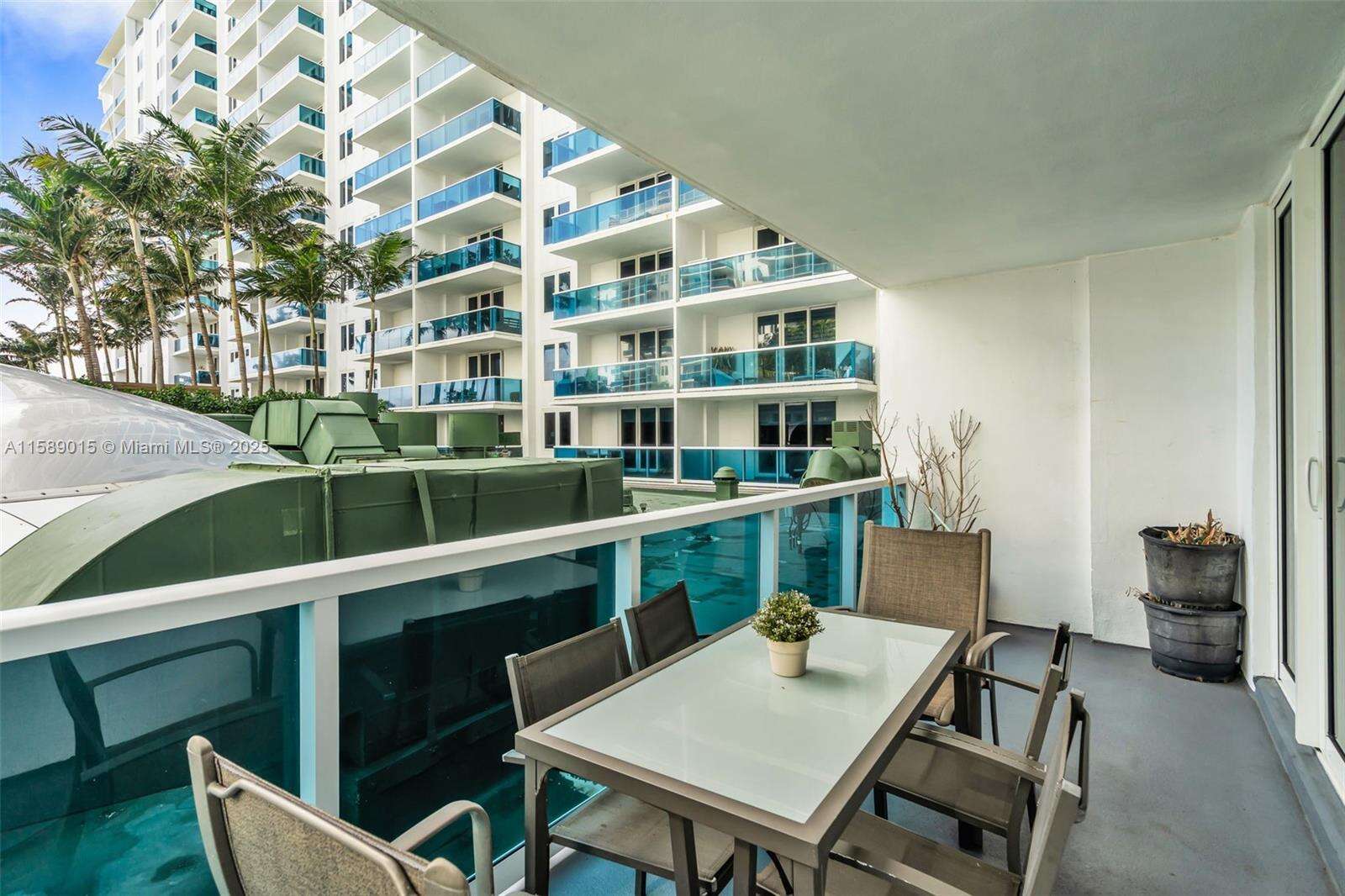 RONEY PALACE - 2301 Collins Ave, Miami Beach, FL 33139 | Picture 34