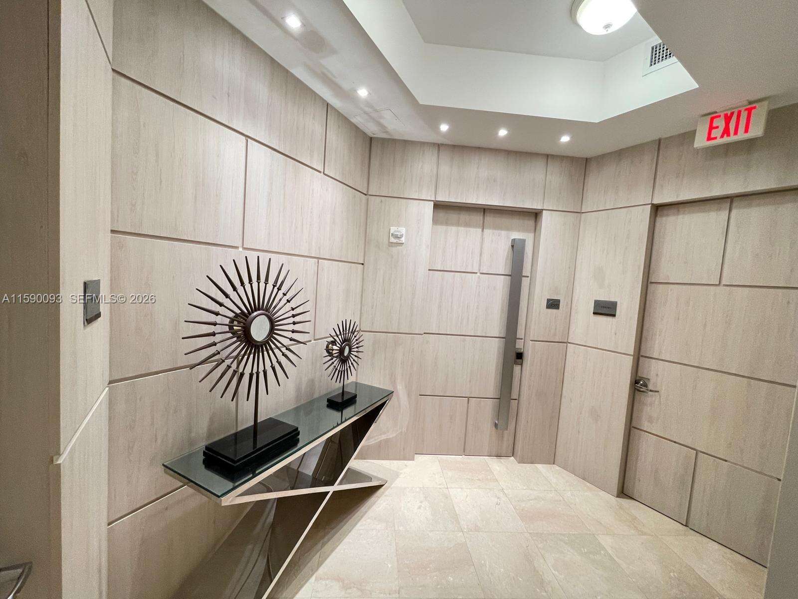 TDR TOWER I - 16001 Collins Ave, Sunny Isles Beach, FL 33160 | Picture 2