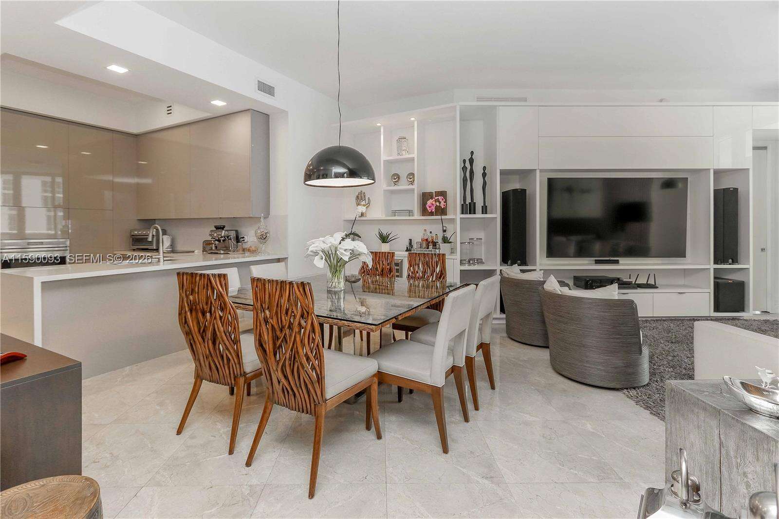 TDR TOWER I - 16001 Collins Ave, Sunny Isles Beach, FL 33160 | Picture 3