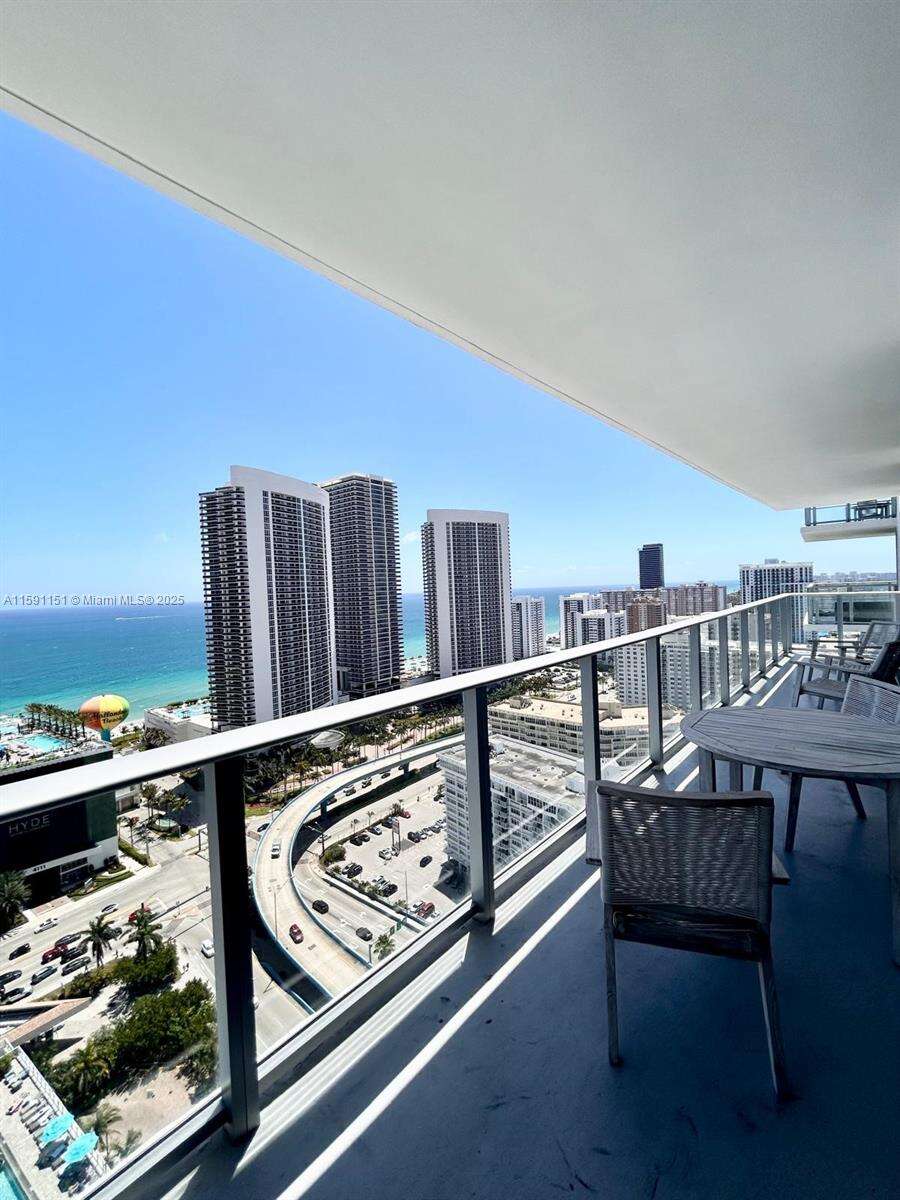 Hyde Beach House at 4010 Ocean Dr, Hollywood, FL 33019 - For Sale photo 2