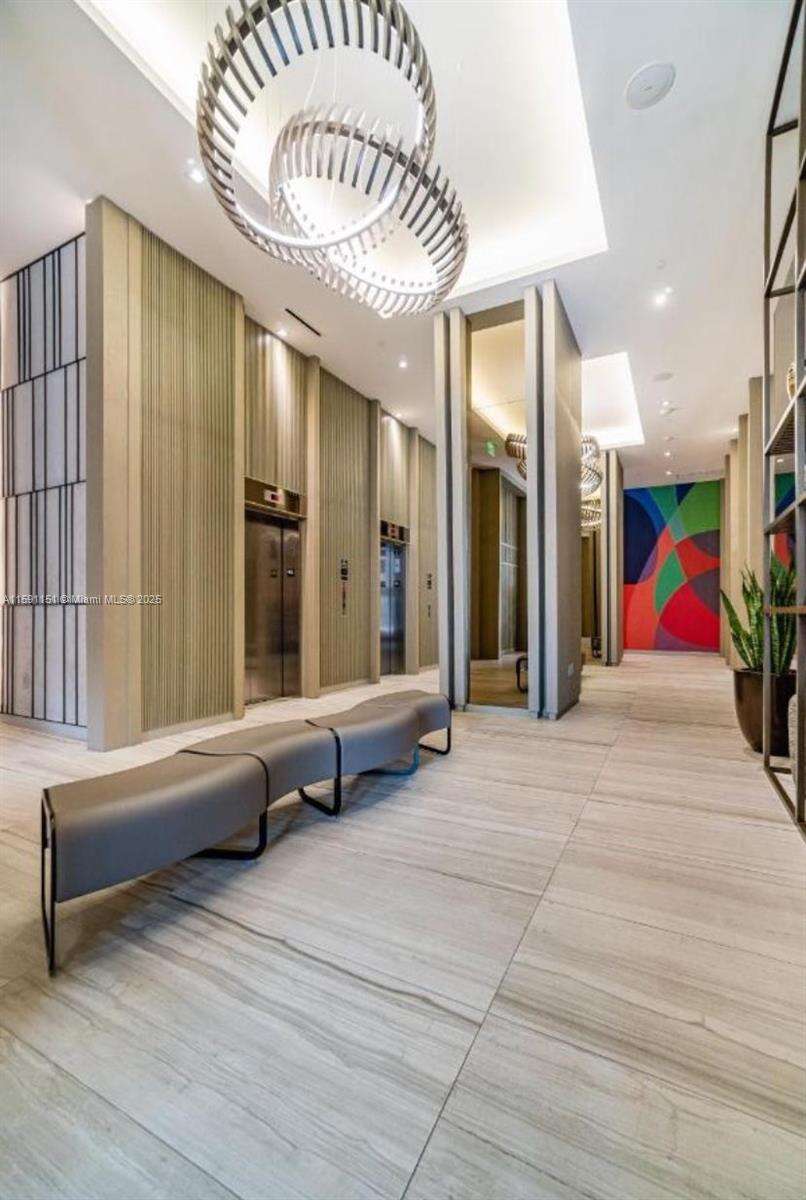 Hyde Beach House at 4010 Ocean Dr, Hollywood, FL 33019 - For Sale photo 13