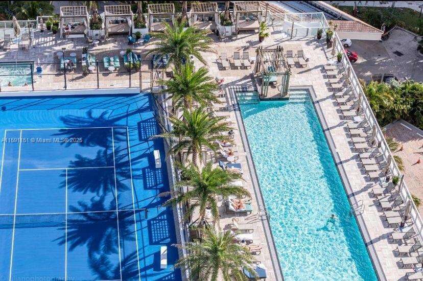 Hyde Beach House at 4010 Ocean Dr, Hollywood, FL 33019 - For Sale photo 4
