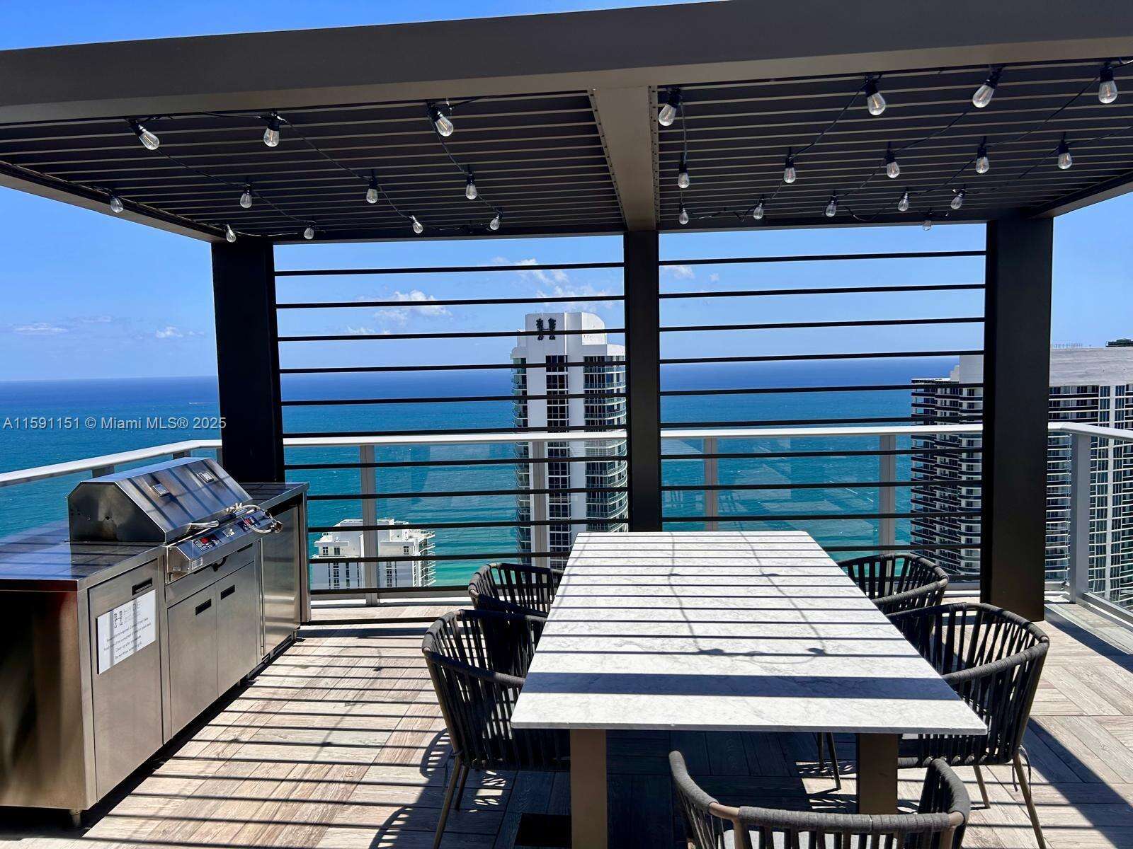 Hyde Beach House at 4010 Ocean Dr, Hollywood, FL 33019 - For Sale photo 9