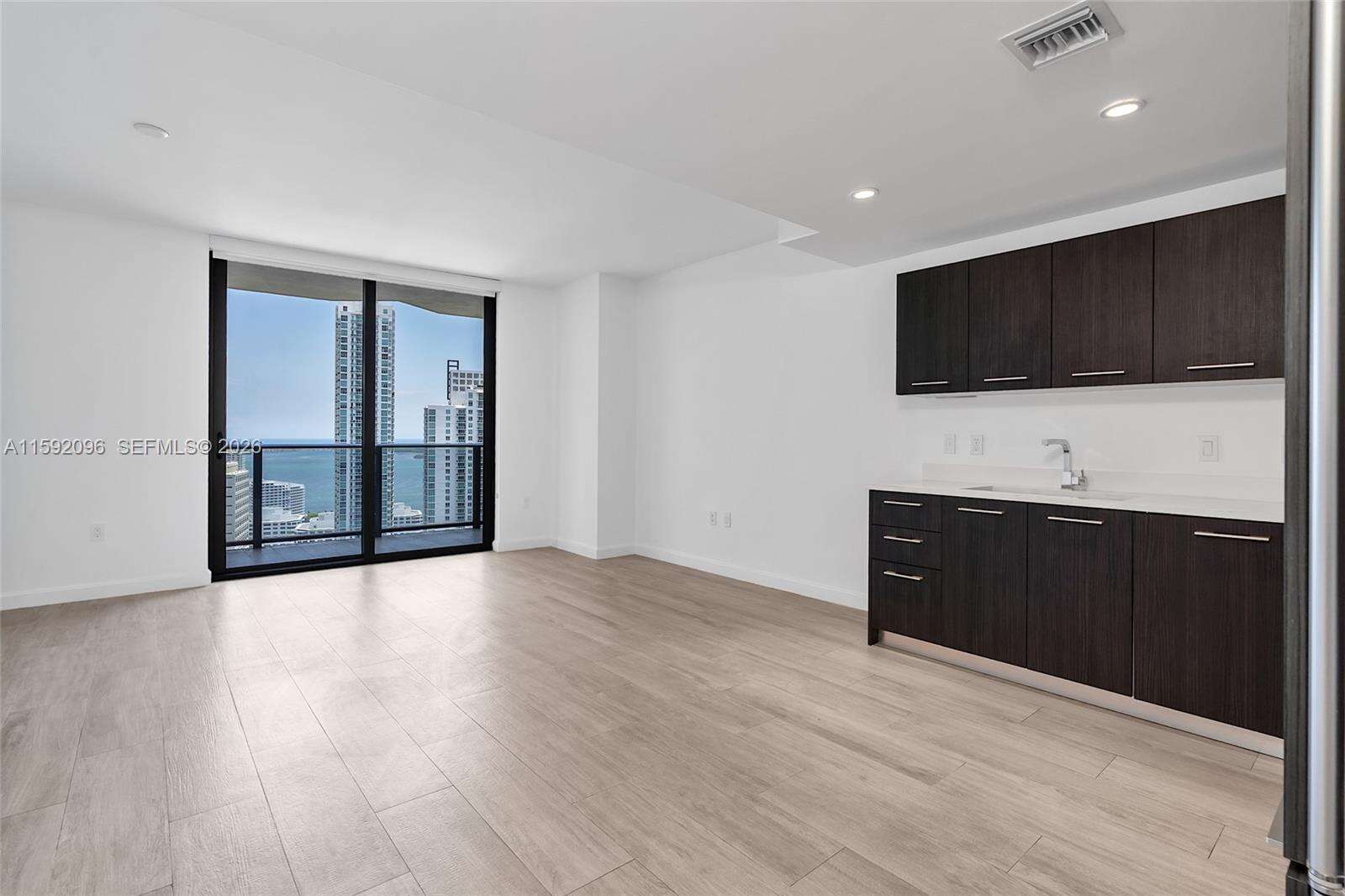 Brickell Heights East at 45 9 St, Miami, FL 33130 - For Sale photo 7