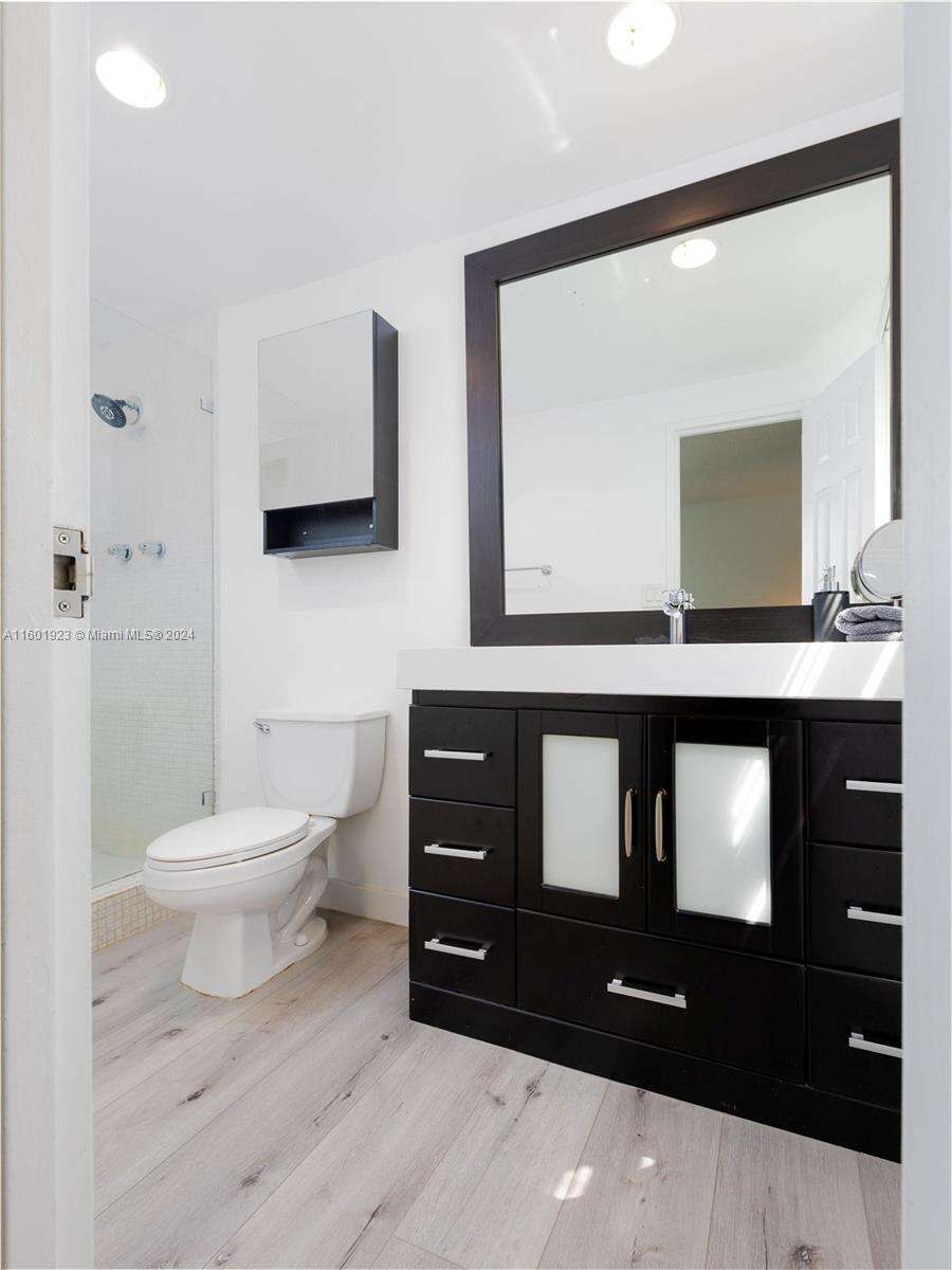 The Tides at 3901 Ocean Dr, Hollywood, FL 33019 - For Sale photo 13