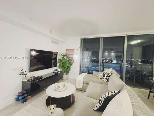 Hyde Midtown at 121 34 St, Miami, FL 33137 - For Sale photo 2