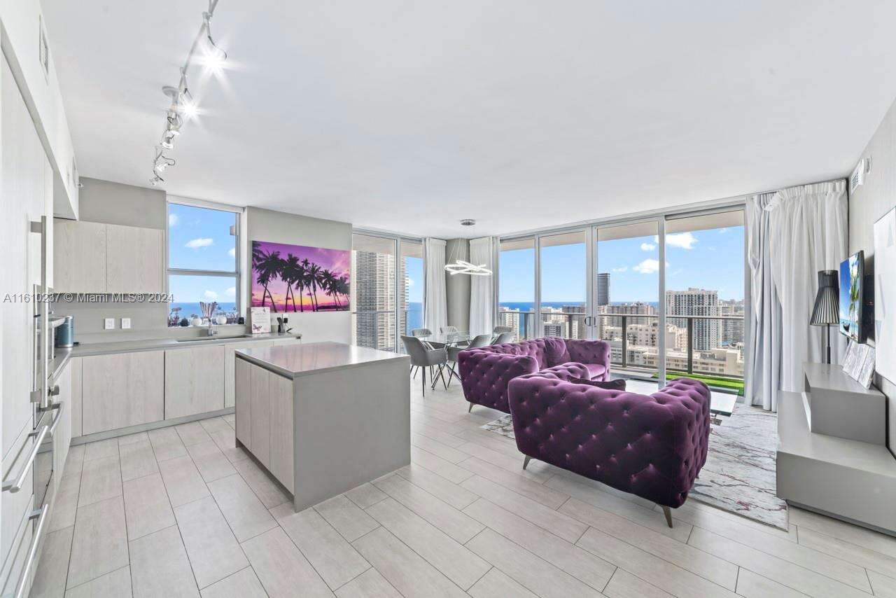 Hyde Beach House at 4010 Ocean Dr, Hollywood, FL 33019 - For Sale photo 10