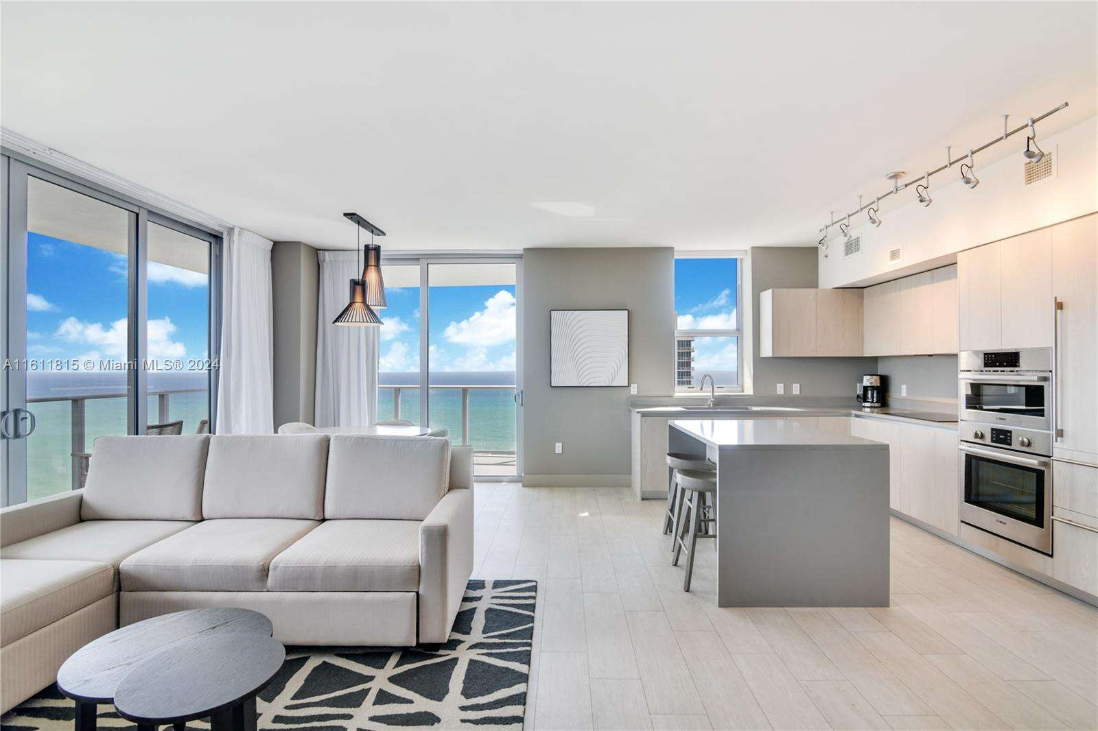 Hyde Beach House at Hollywood, FL 33019 - For Sale photo 2