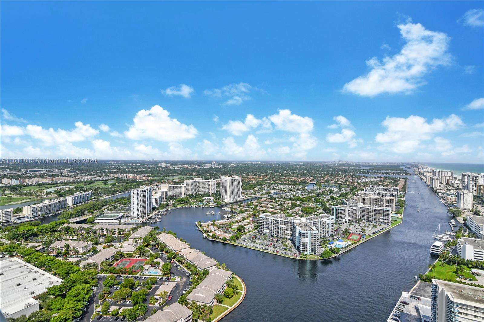 Hyde Beach House at Hollywood, FL 33019 - For Sale photo 11