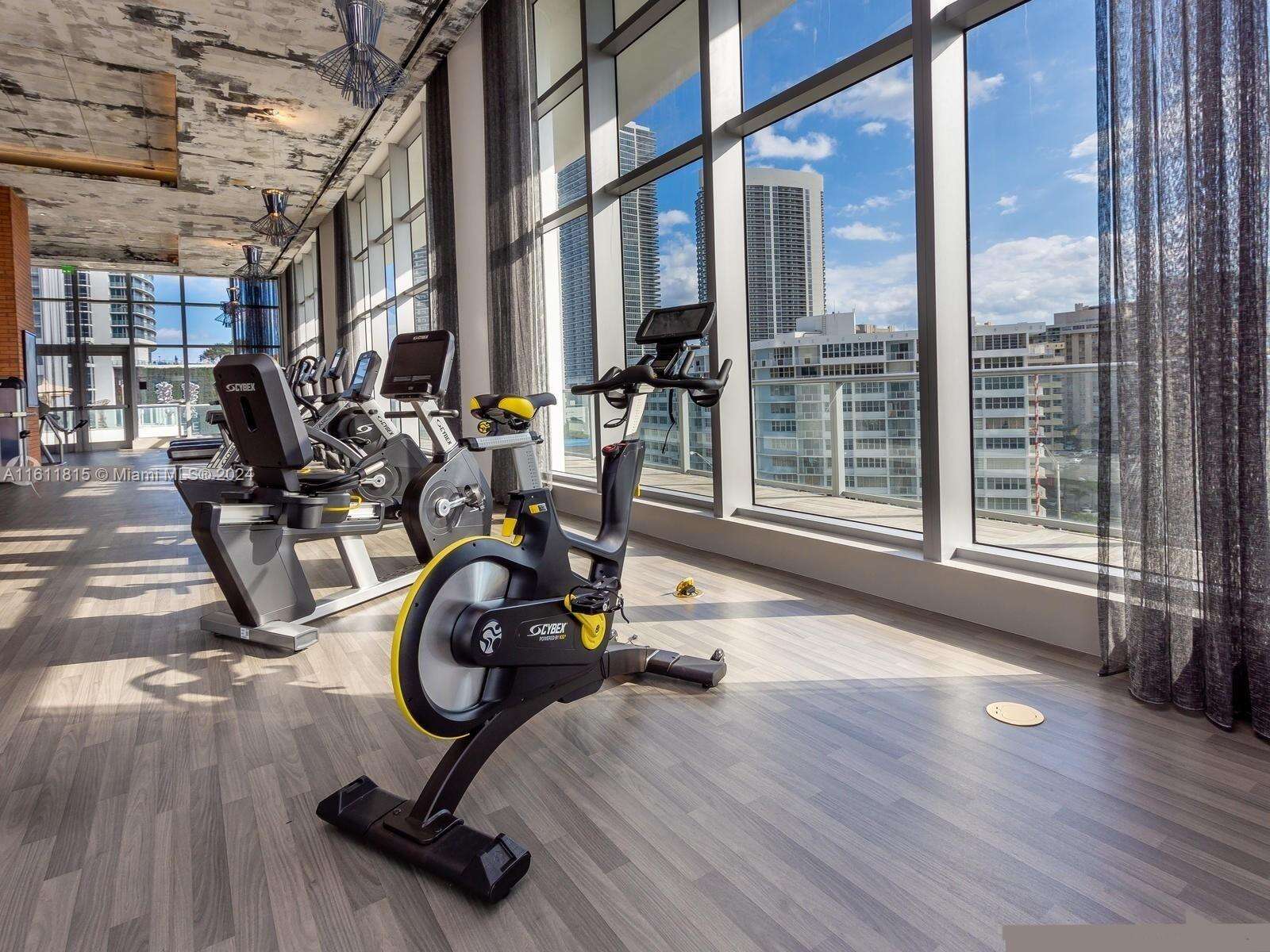 Hyde Beach House at Hollywood, FL 33019 - For Sale photo 26