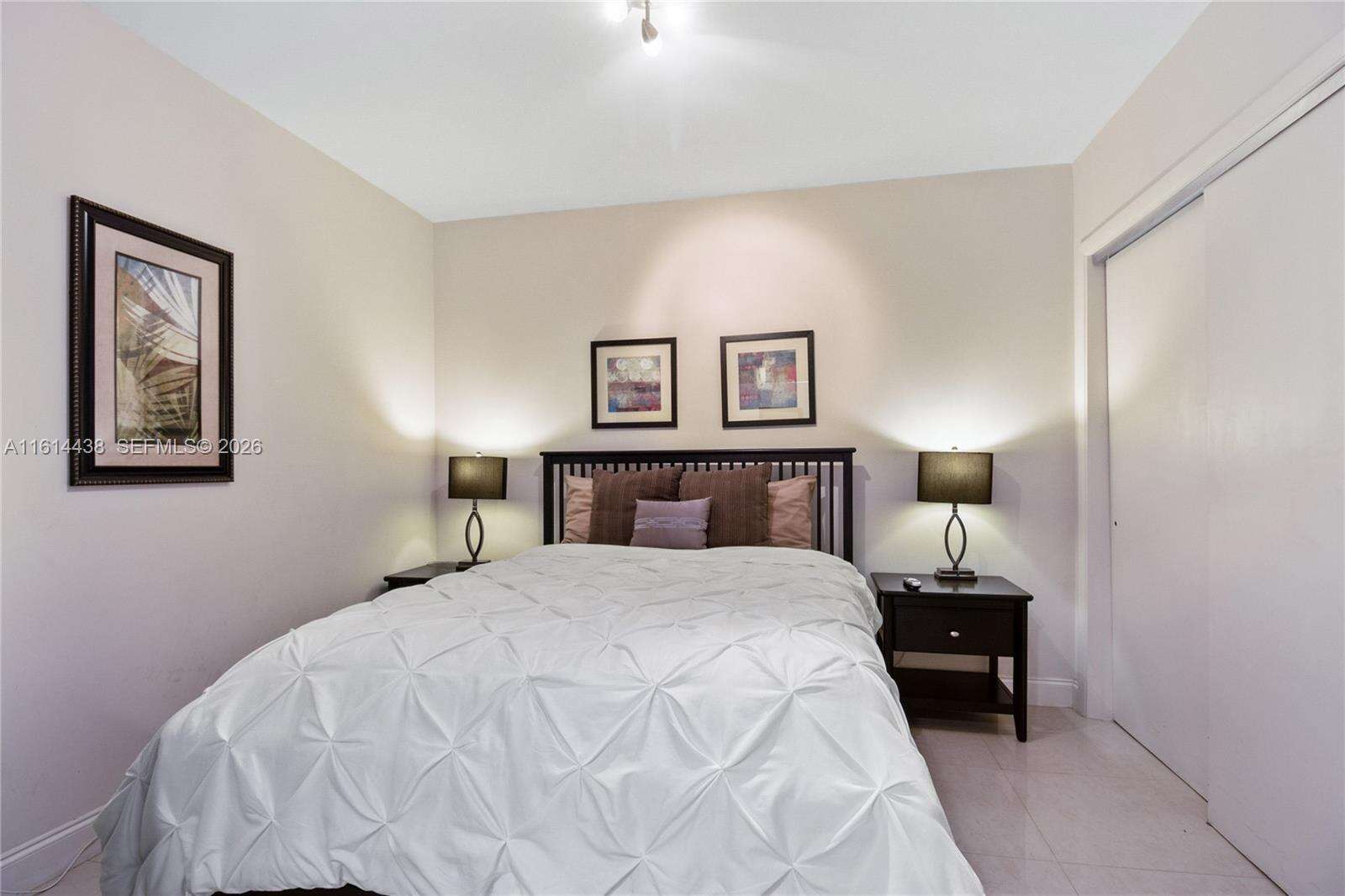 The Beach Club Two at 1830 Ocean Dr, Hallandale Beach, FL 33009 - For Sale photo 11