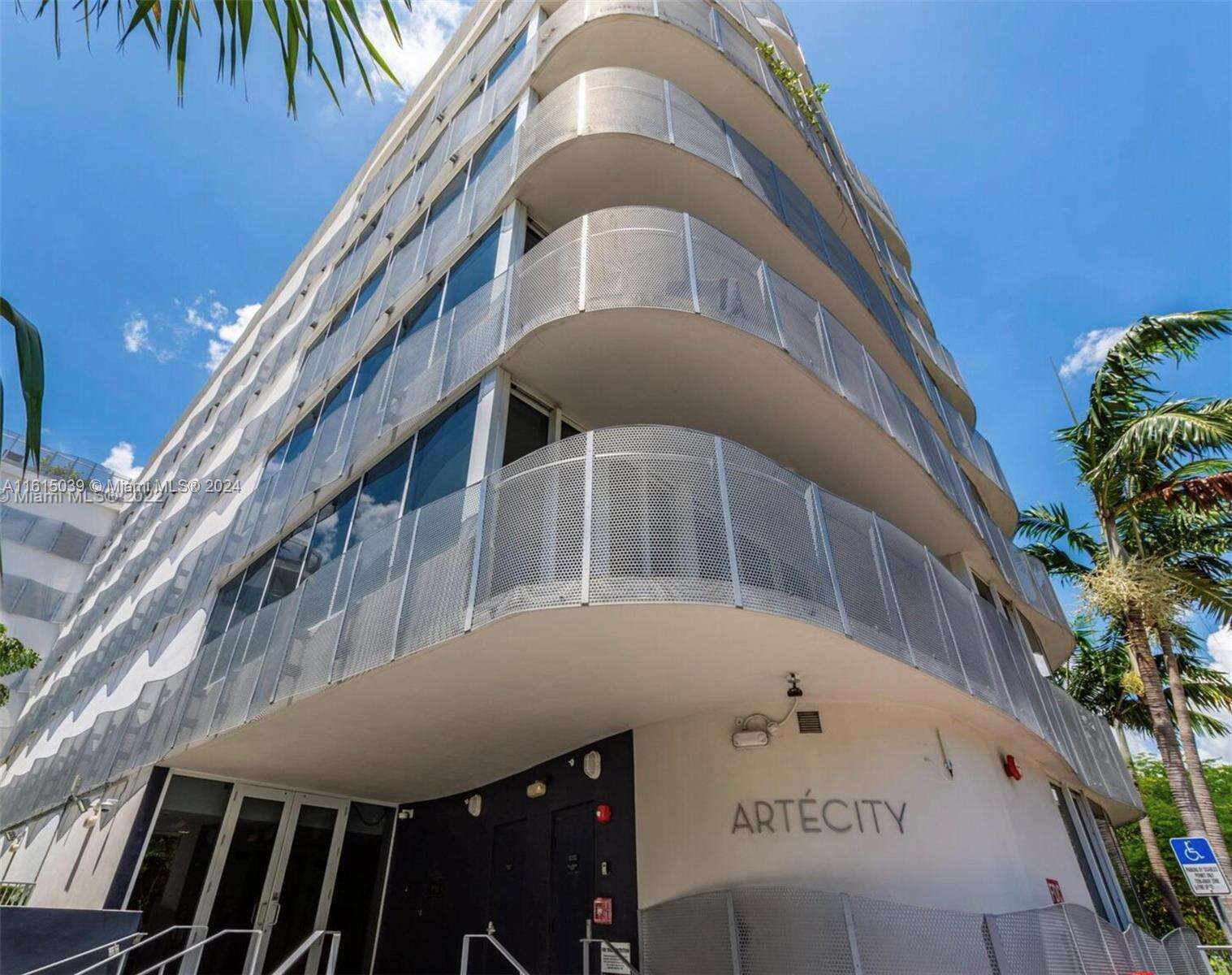 Artepark North at 2155 Washington Ct, Miami Beach, FL 33139 - For Sale photo 4