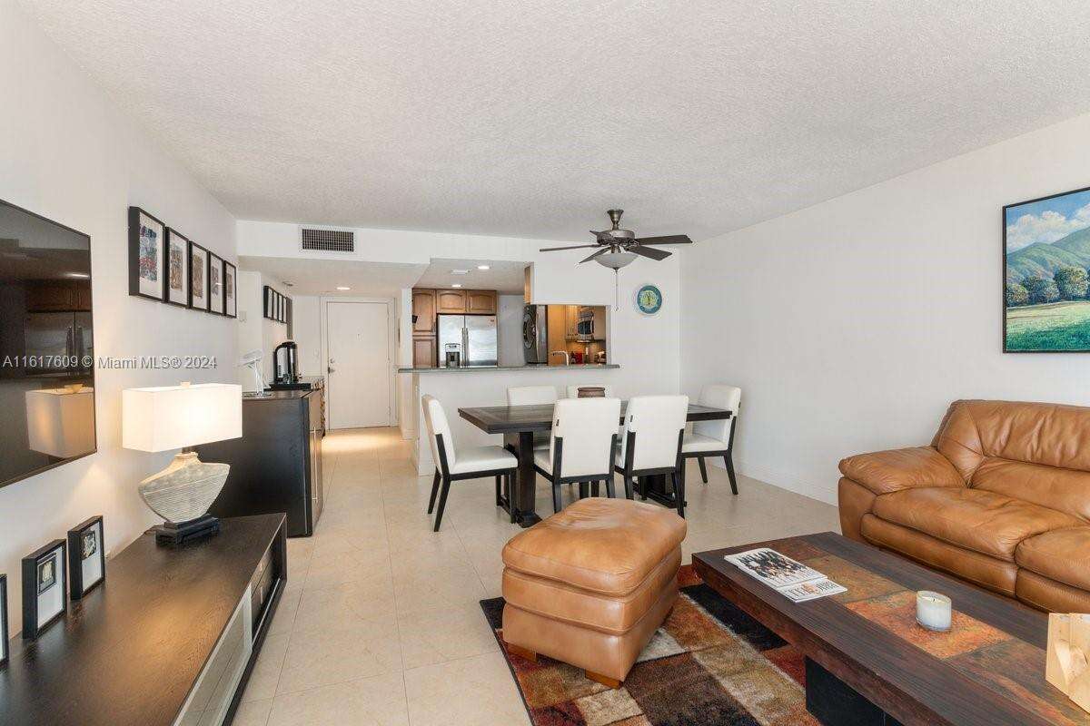 Brickell Place 2 at 1915 Brickell Ave, Miami, FL 33129 - For Sale photo 14