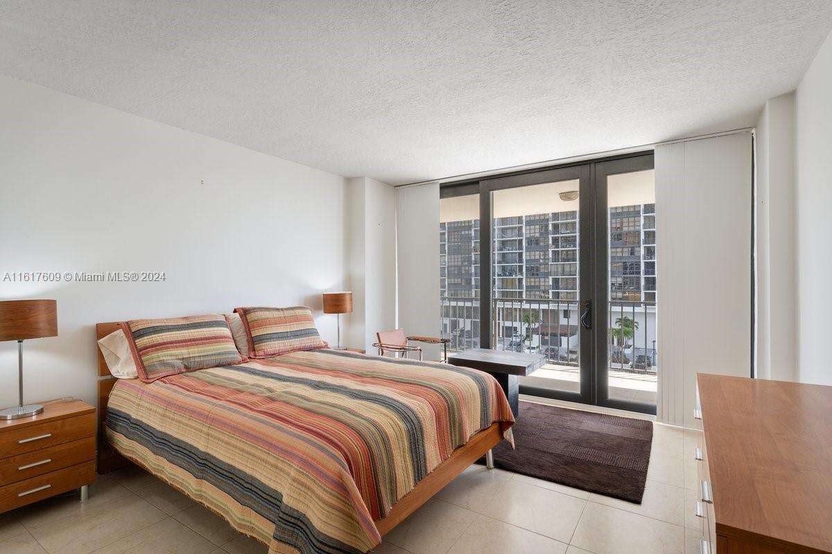 Brickell Place 2 at 1915 Brickell Ave, Miami, FL 33129 - For Sale photo 15