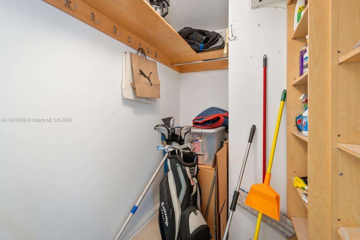 Brickell Place 2 at 1915 Brickell Ave, Miami, FL 33129 - For Sale photo 25