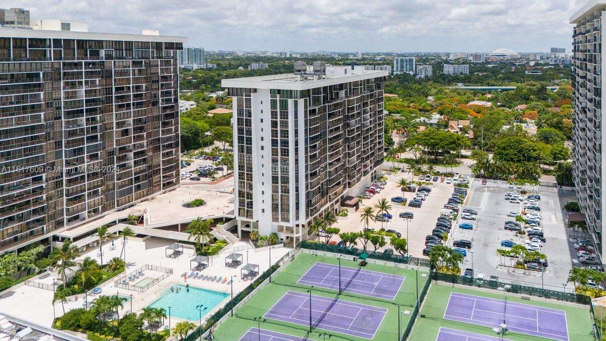 Brickell Place 2 at 1915 Brickell Ave, Miami, FL 33129 - For Sale photo 31