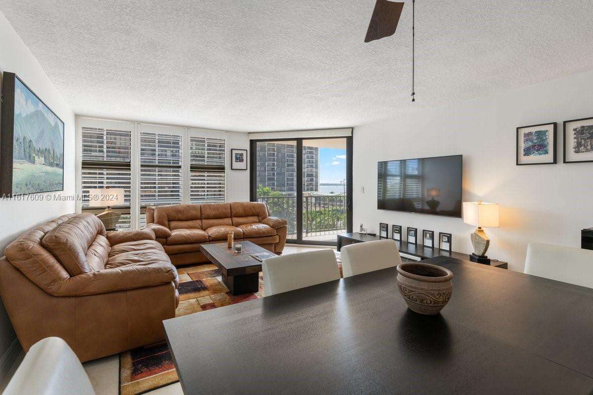 Brickell Place 2 at 1915 Brickell Ave, Miami, FL 33129 - For Sale photo 10