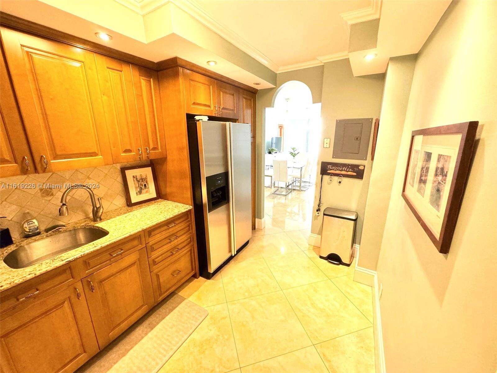 The Tides at 3901 Ocean Dr, Hollywood, FL 33019 - For Sale photo 8