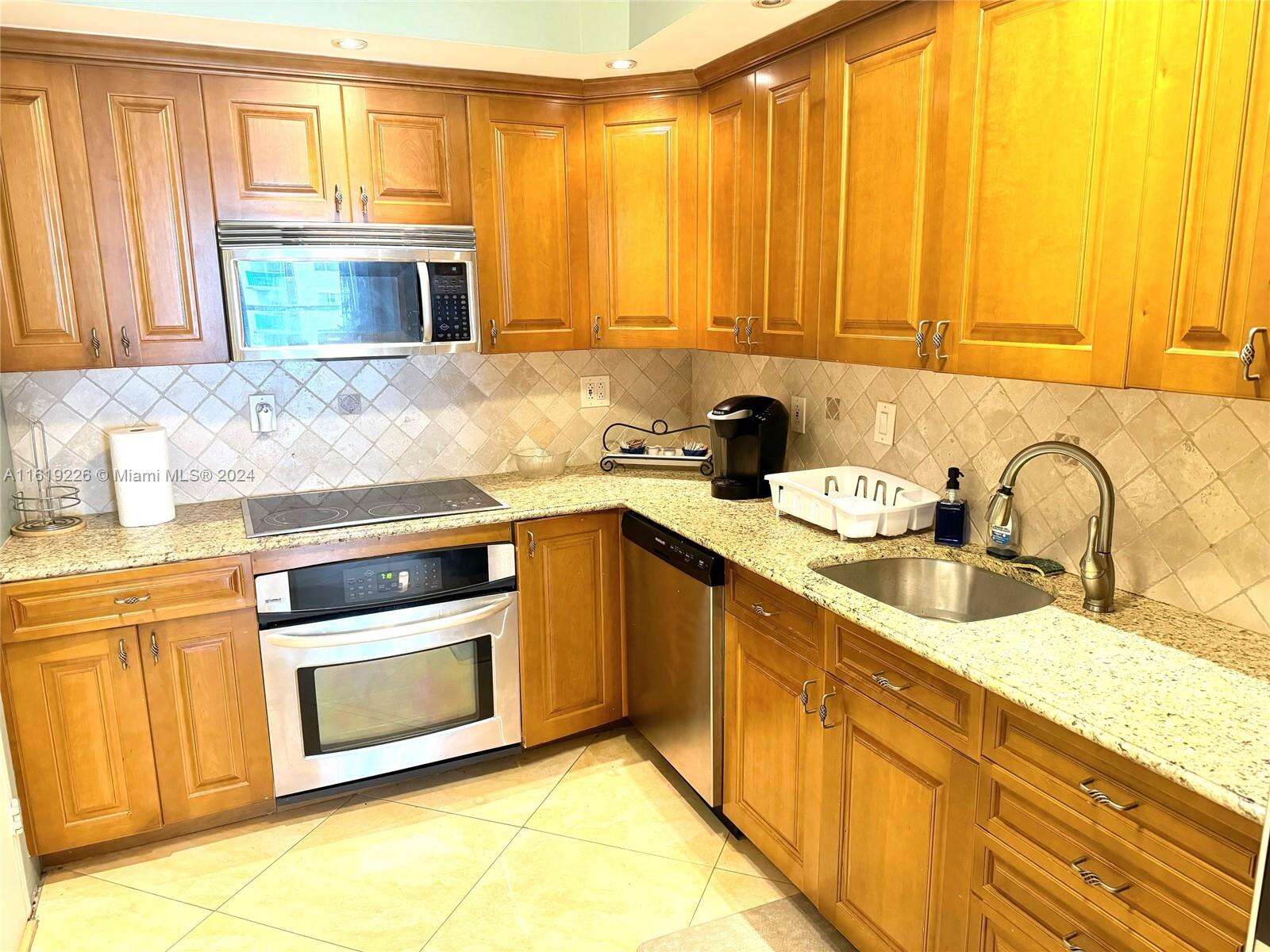 The Tides at 3901 Ocean Dr, Hollywood, FL 33019 - For Sale photo 9