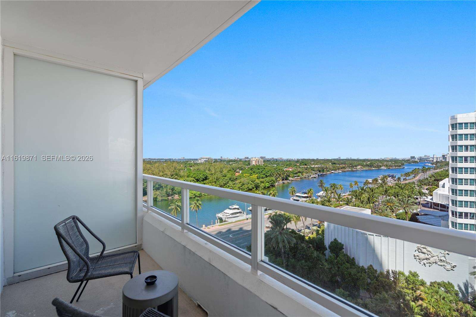 Fontainebleau 2 at 4401 Collins Ave, Miami Beach, FL 33140 - For Sale photo 1