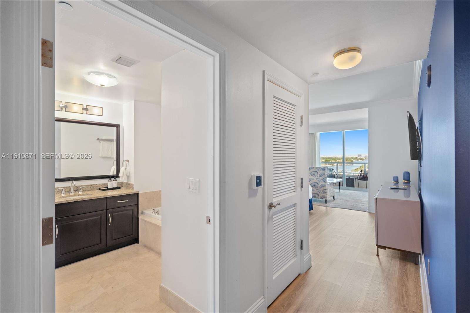 Fontainebleau 2 at 4401 Collins Ave, Miami Beach, FL 33140 - For Sale photo 19