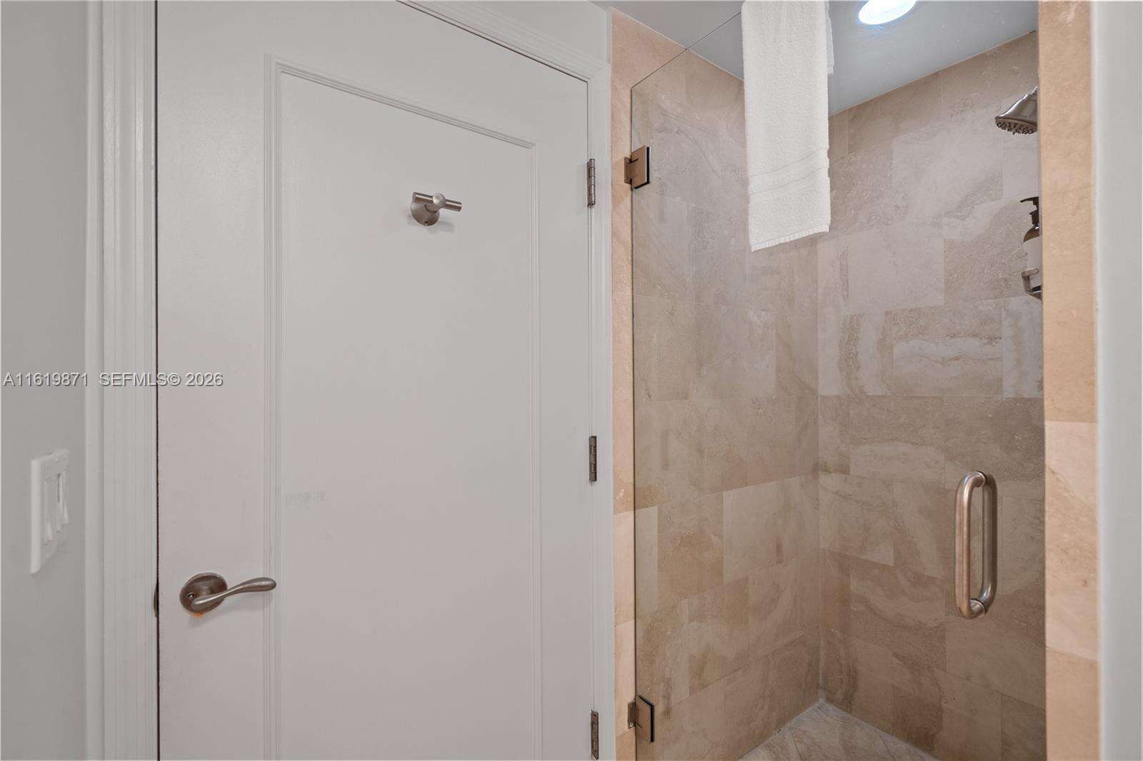 Fontainebleau 2 at 4401 Collins Ave, Miami Beach, FL 33140 - For Sale photo 22
