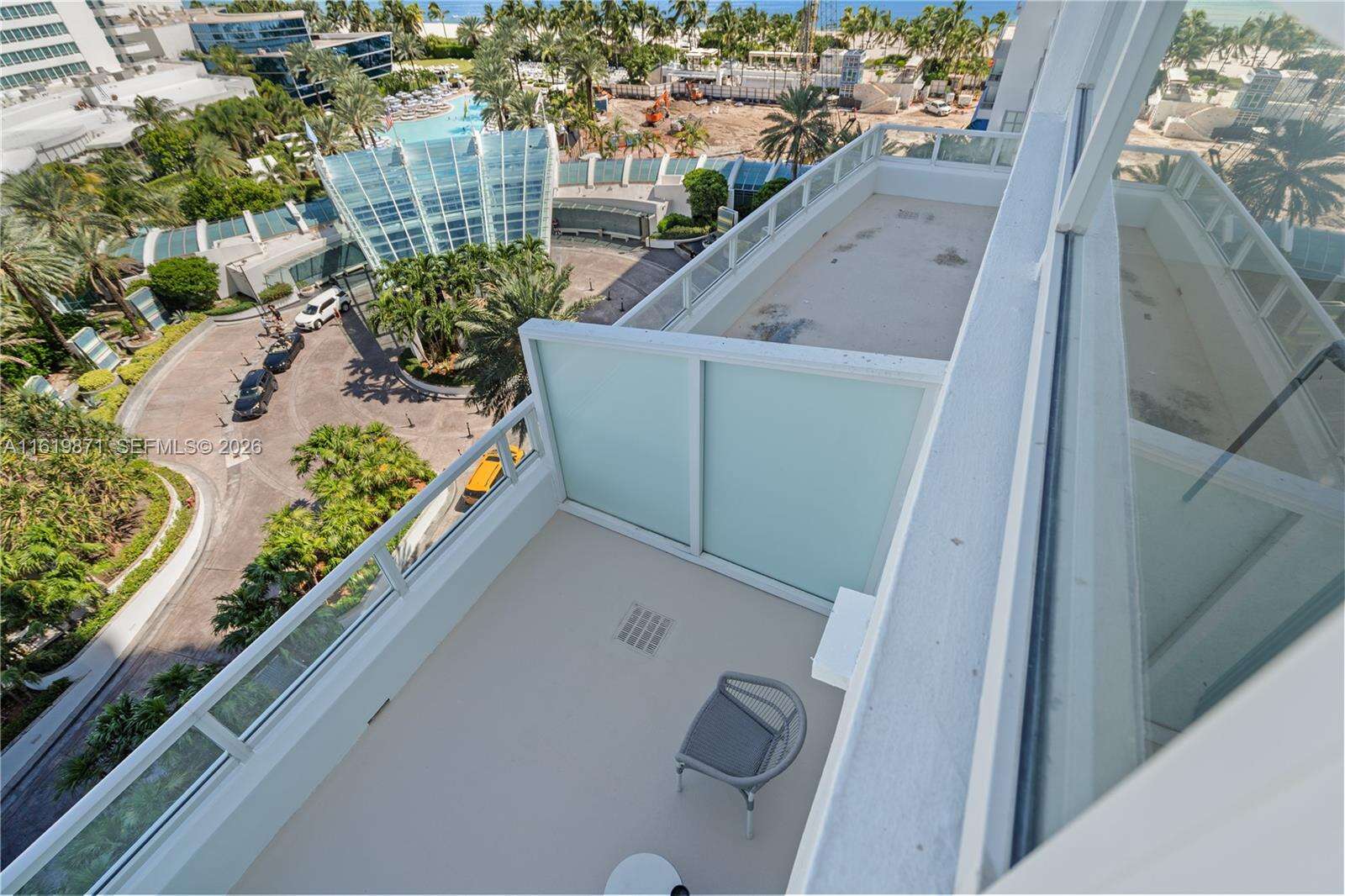 Fontainebleau 2 at 4401 Collins Ave, Miami Beach, FL 33140 - For Sale photo 24