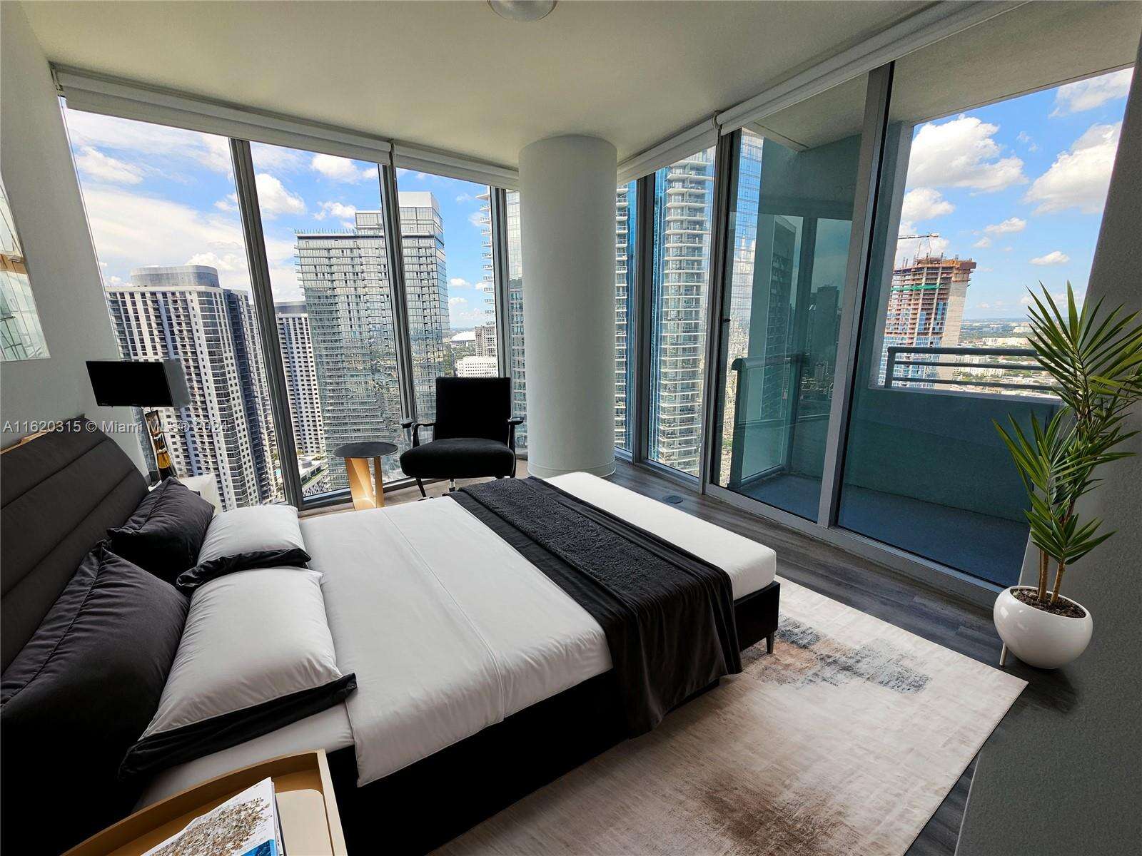 Marina Blue at 888 Biscayne Blvd, Miami, FL 33132 - For Sale photo 6