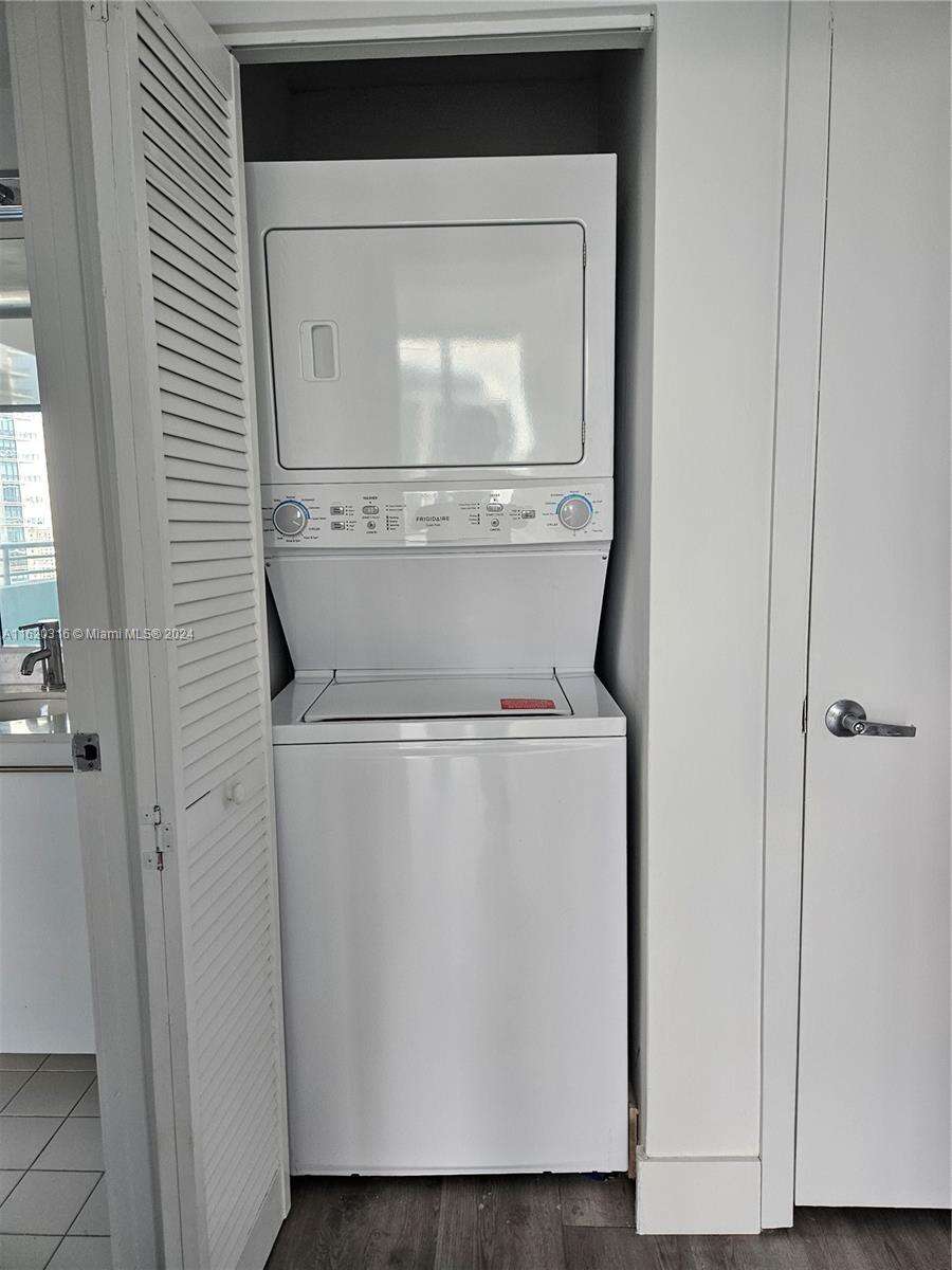 Marina Blue at 888 Biscayne Blvd, Miami, FL 33132 - For Sale photo 16