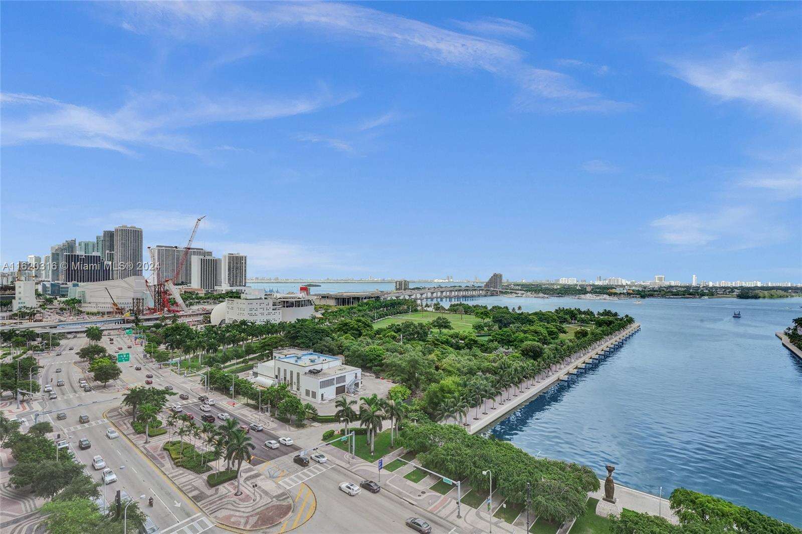 Marina Blue at 888 Biscayne Blvd, Miami, FL 33132 - For Sale photo 23