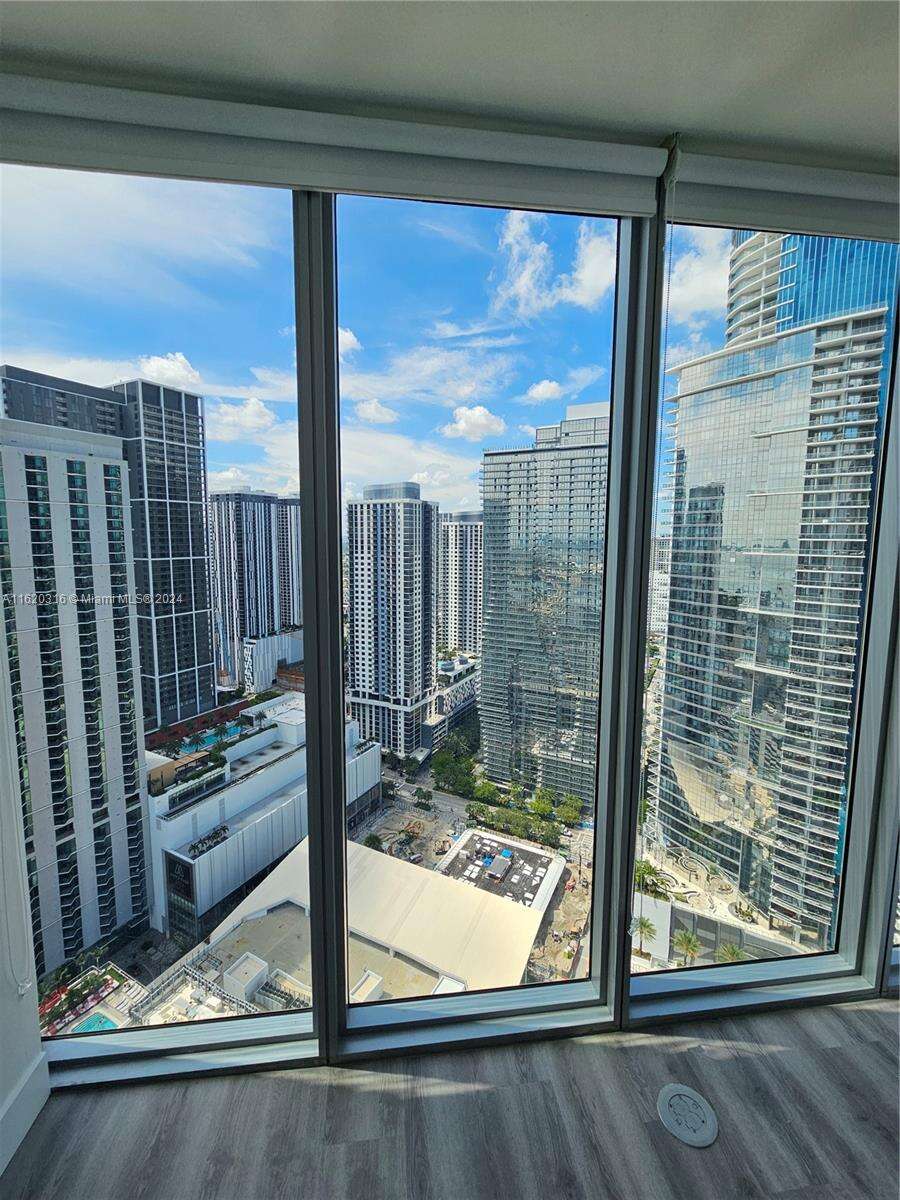 Marina Blue at 888 Biscayne Blvd, Miami, FL 33132 - For Sale photo 31