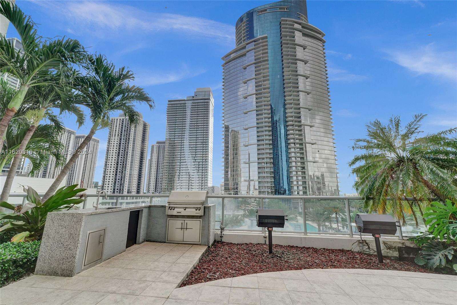 Marina Blue at 888 Biscayne Blvd, Miami, FL 33132 - For Sale photo 32