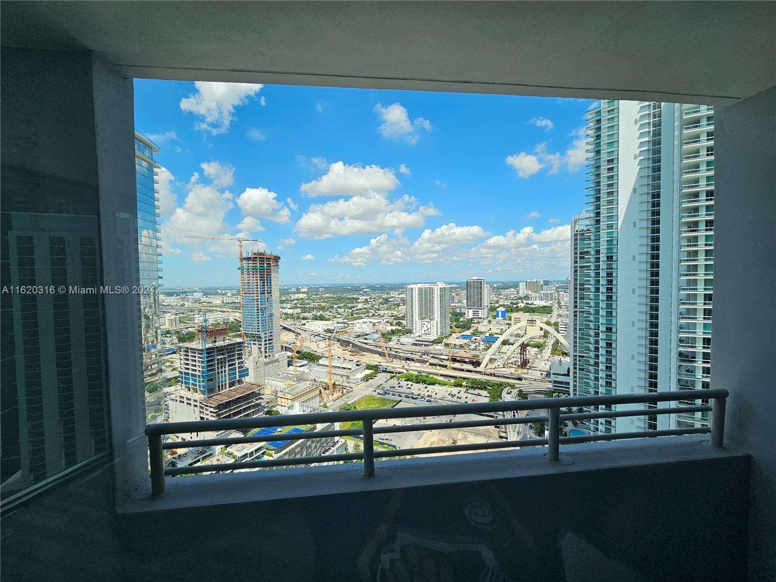 Marina Blue at 888 Biscayne Blvd, Miami, FL 33132 - For Sale photo 7