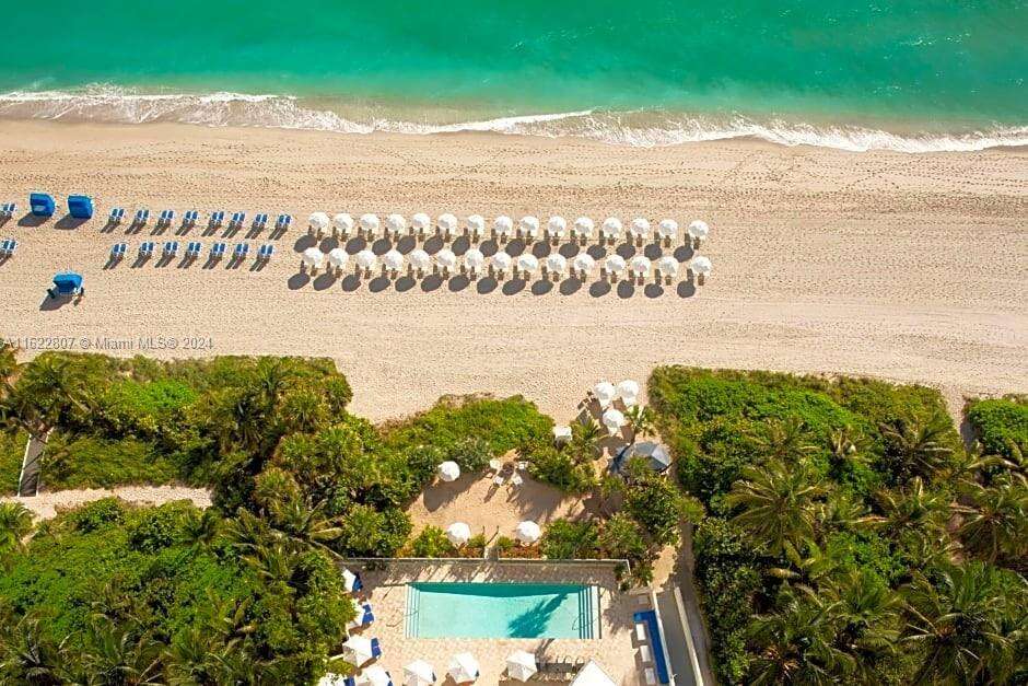 Sole at 17315 Collins Ave, Sunny Isles Beach, FL 33160 - For Sale photo 2