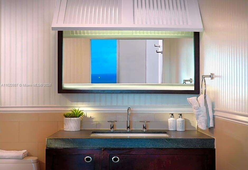 Sole at 17315 Collins Ave, Sunny Isles Beach, FL 33160 - For Sale photo 12