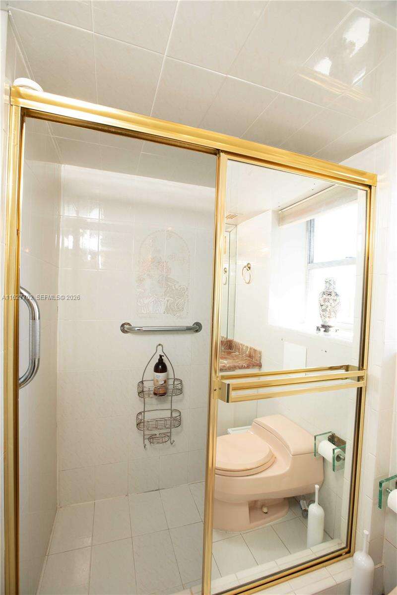 Maison Grande at 6039 Collins Ave, Miami Beach, FL 33140 - For Sale photo 8