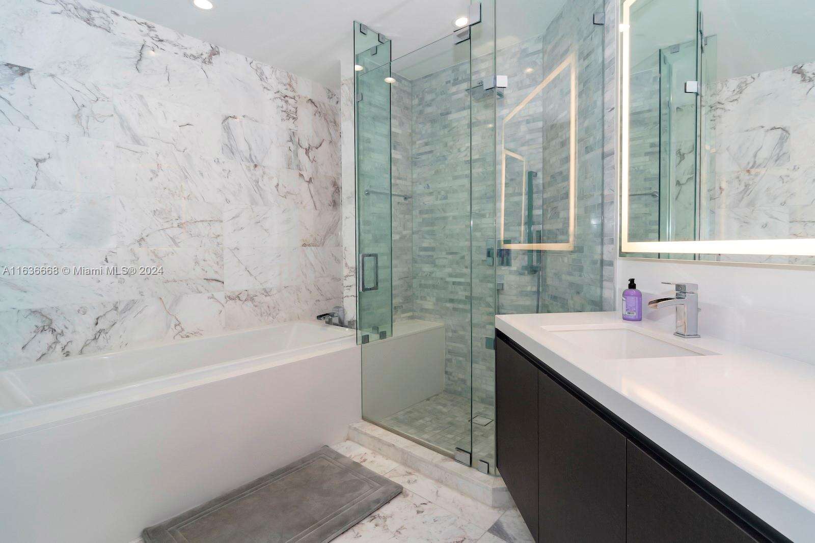 Paramount Miami Worldcenter at 851 1st Ave, Miami, FL 33132 - For Sale photo 19