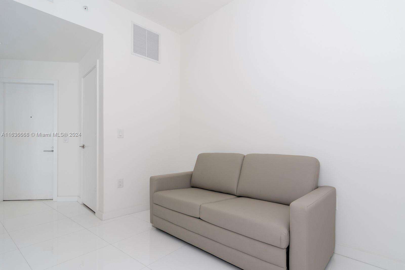 Paramount Miami Worldcenter at 851 1st Ave, Miami, FL 33132 - For Sale photo 24