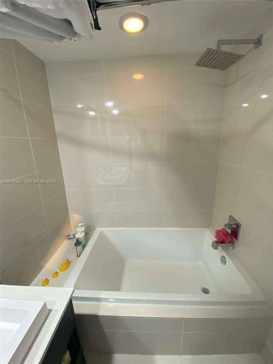 Brickell Heights East at 45 9 St, Miami, FL 33130 - For Sale photo 28