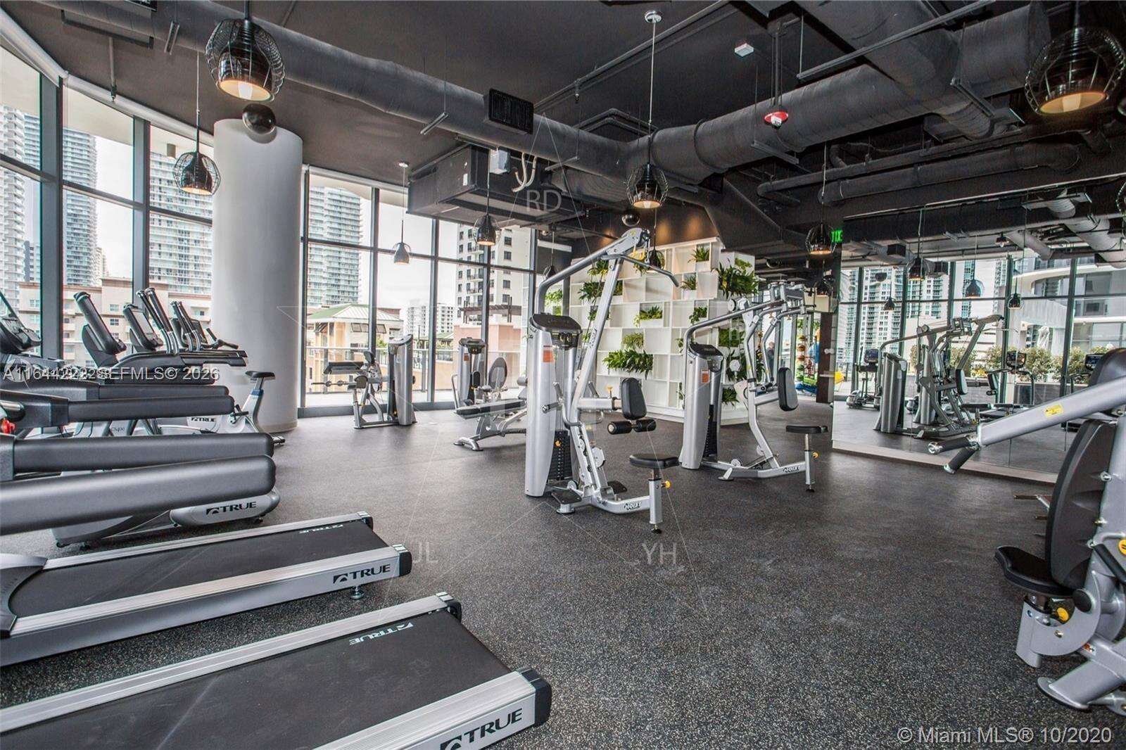 Brickell Heights East at 45 9 St, Miami, FL 33130 - For Sale photo 45