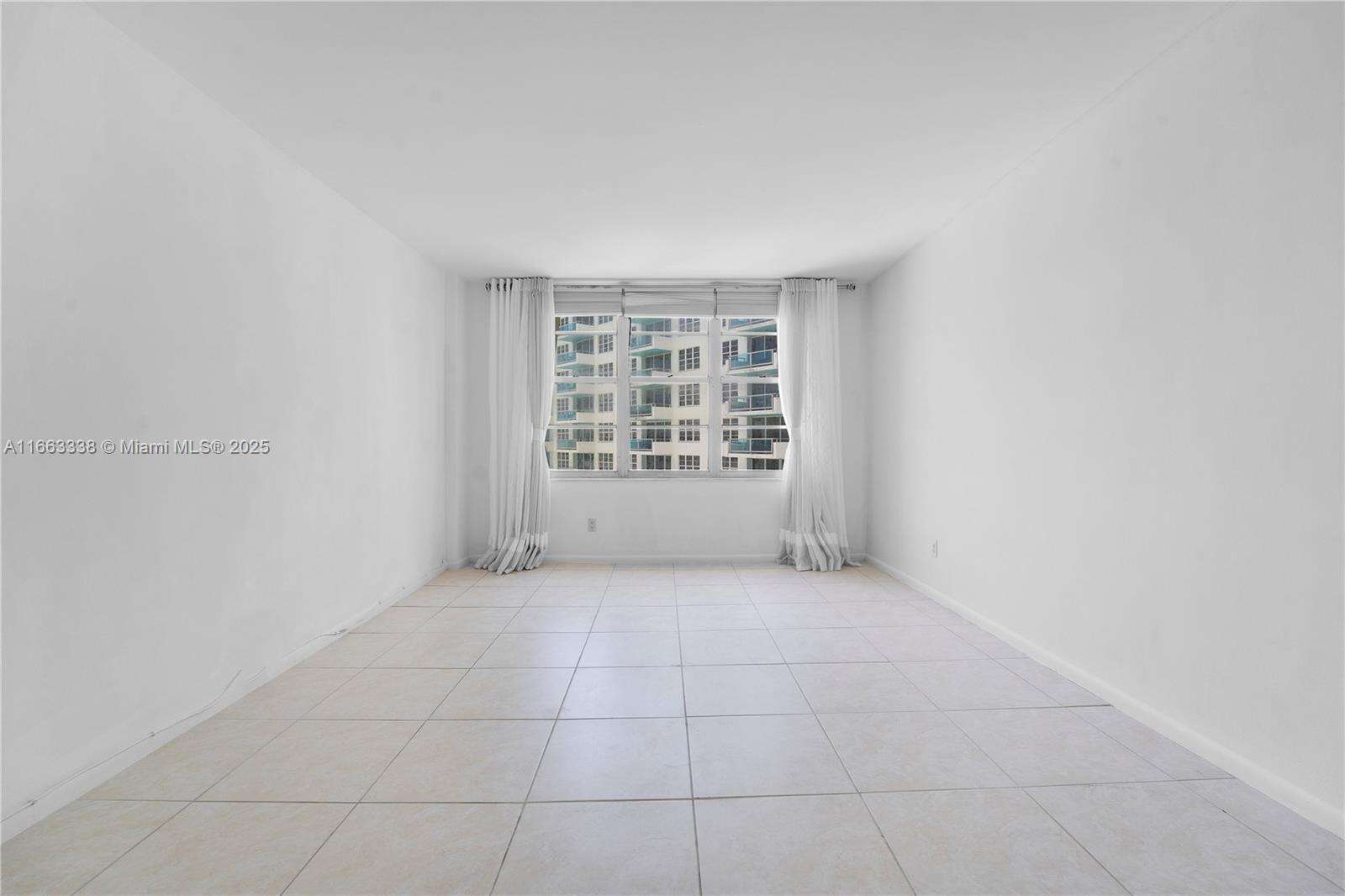 Seacoast 5151 at 5151 Collins Ave, Miami Beach, FL 33140 - For Sale photo 15
