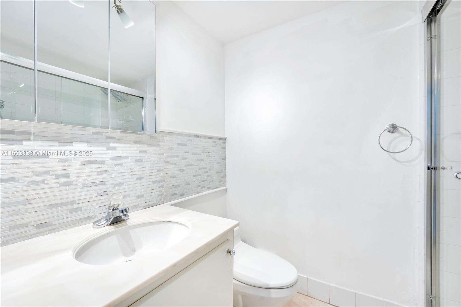 Seacoast 5151 at 5151 Collins Ave, Miami Beach, FL 33140 - For Sale photo 16