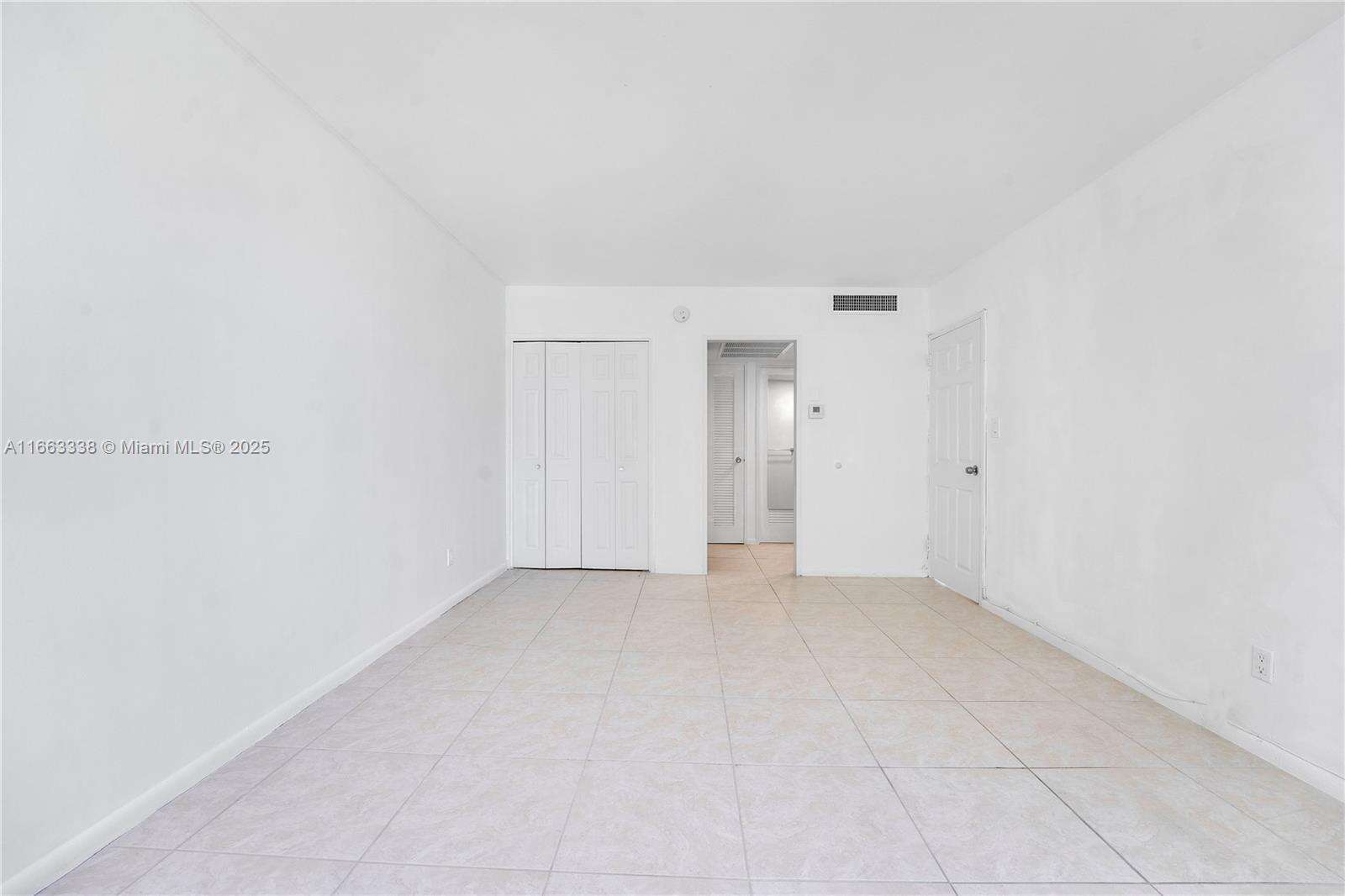 Seacoast 5151 at 5151 Collins Ave, Miami Beach, FL 33140 - For Sale photo 17