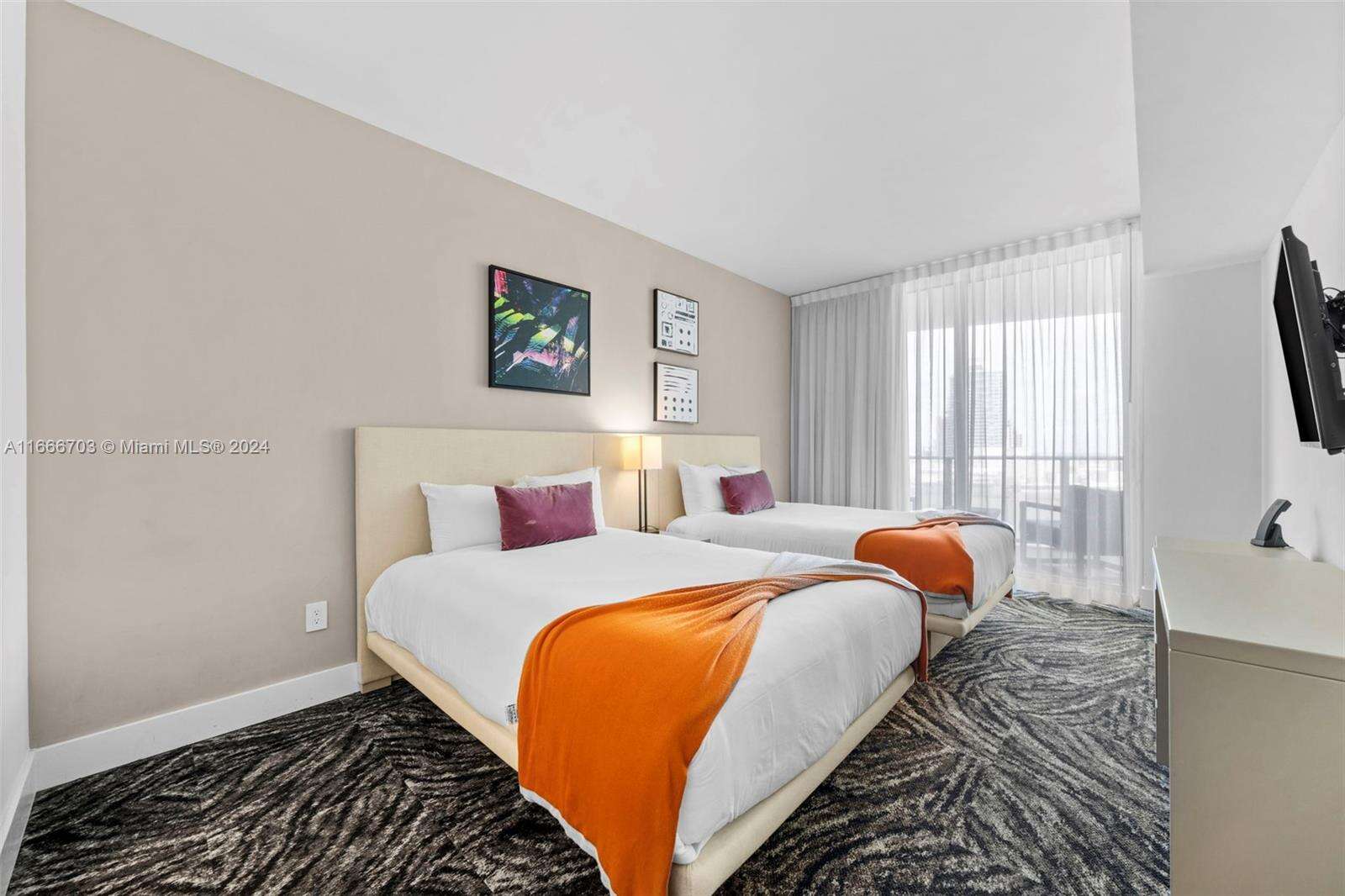 Hyde Resort at 4111 Ocean Dr, Hollywood, FL 33019 - For Sale photo 1
