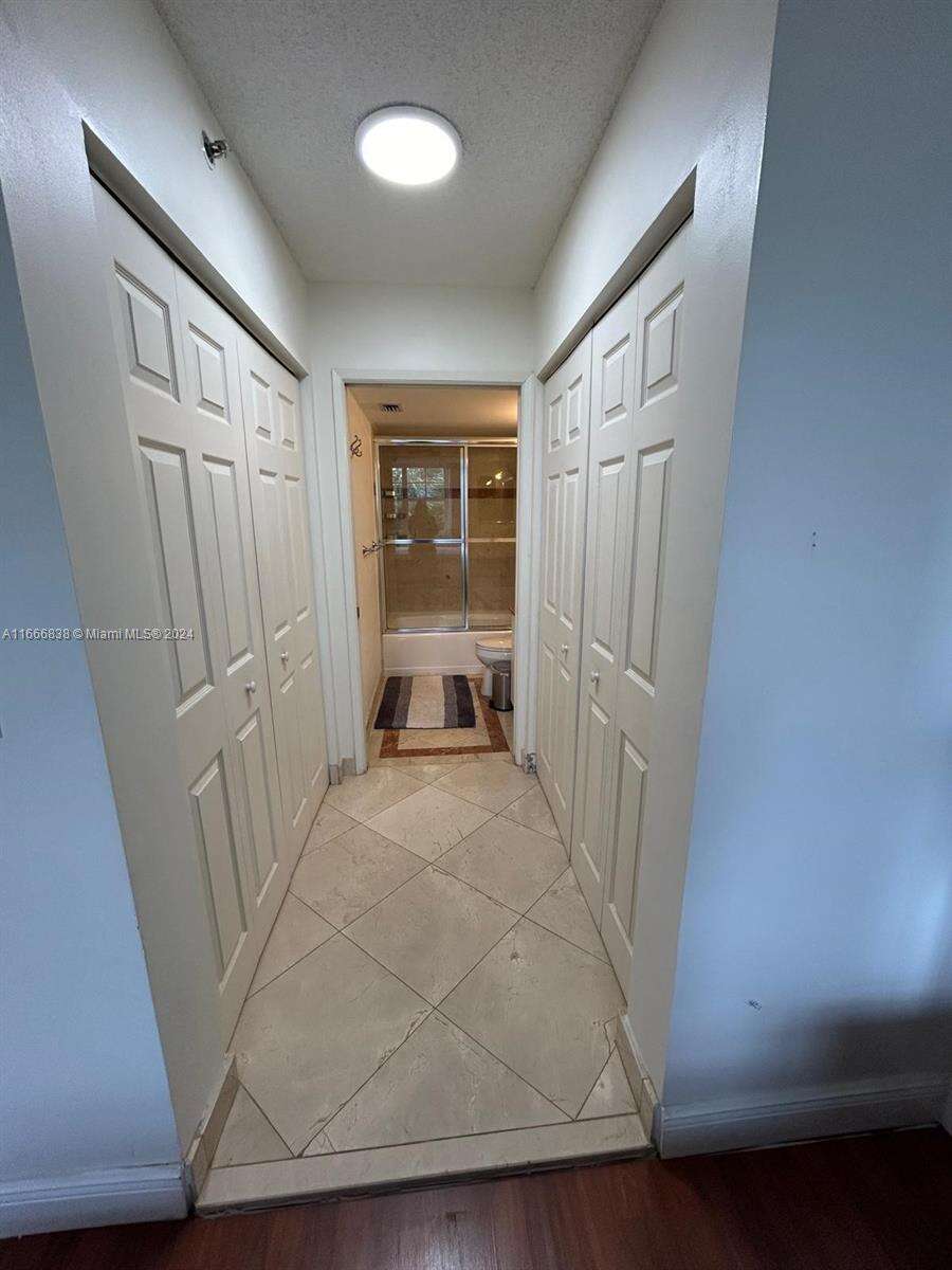 The Yacht Club At Aventura at 19877 Country Club Dr, Aventura, FL 33180 - For Sale photo 14
