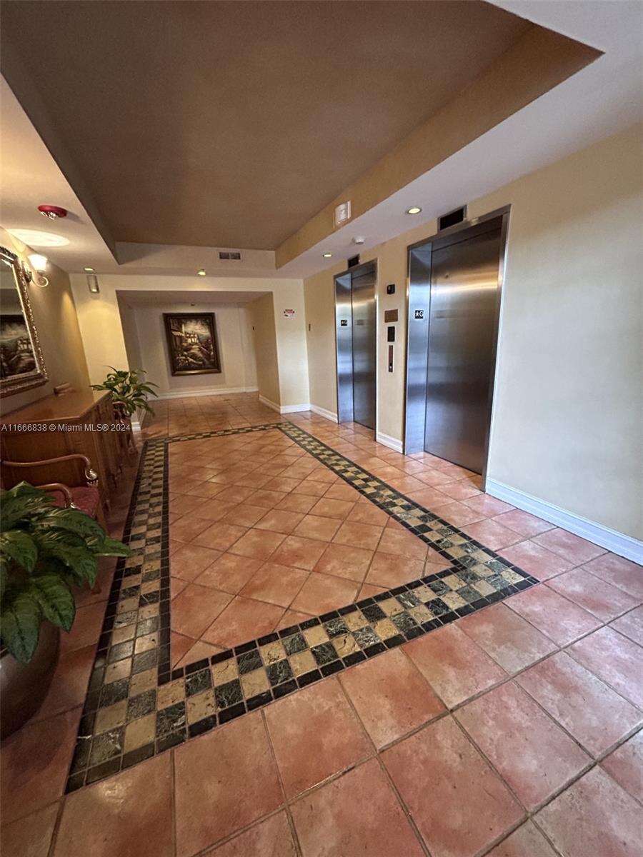 The Yacht Club At Aventura at 19877 Country Club Dr, Aventura, FL 33180 - For Sale photo 23