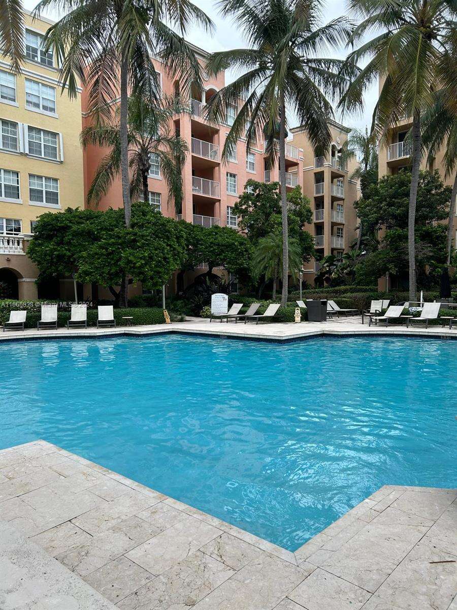 The Yacht Club At Aventura at 19877 Country Club Dr, Aventura, FL 33180 - For Sale photo 25