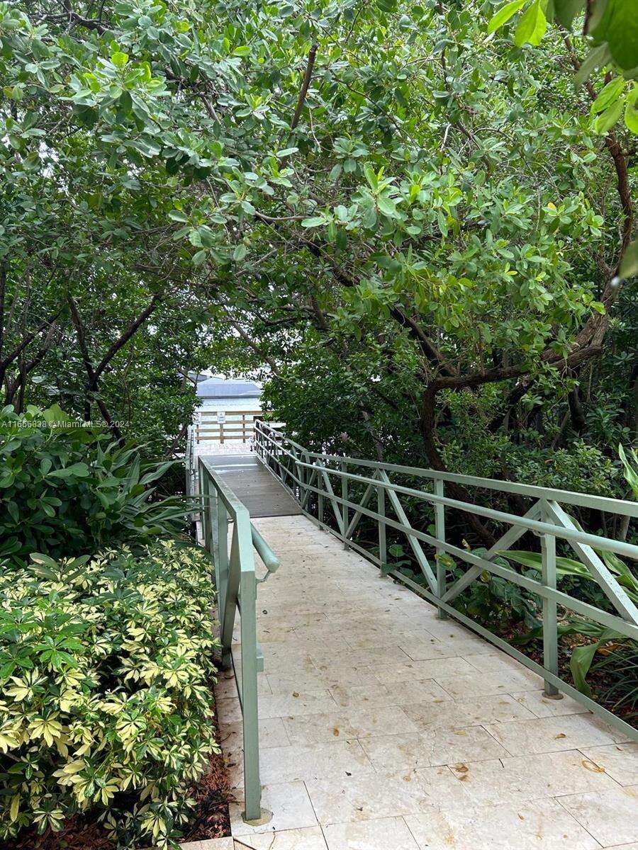 The Yacht Club At Aventura at 19877 Country Club Dr, Aventura, FL 33180 - For Sale photo 34