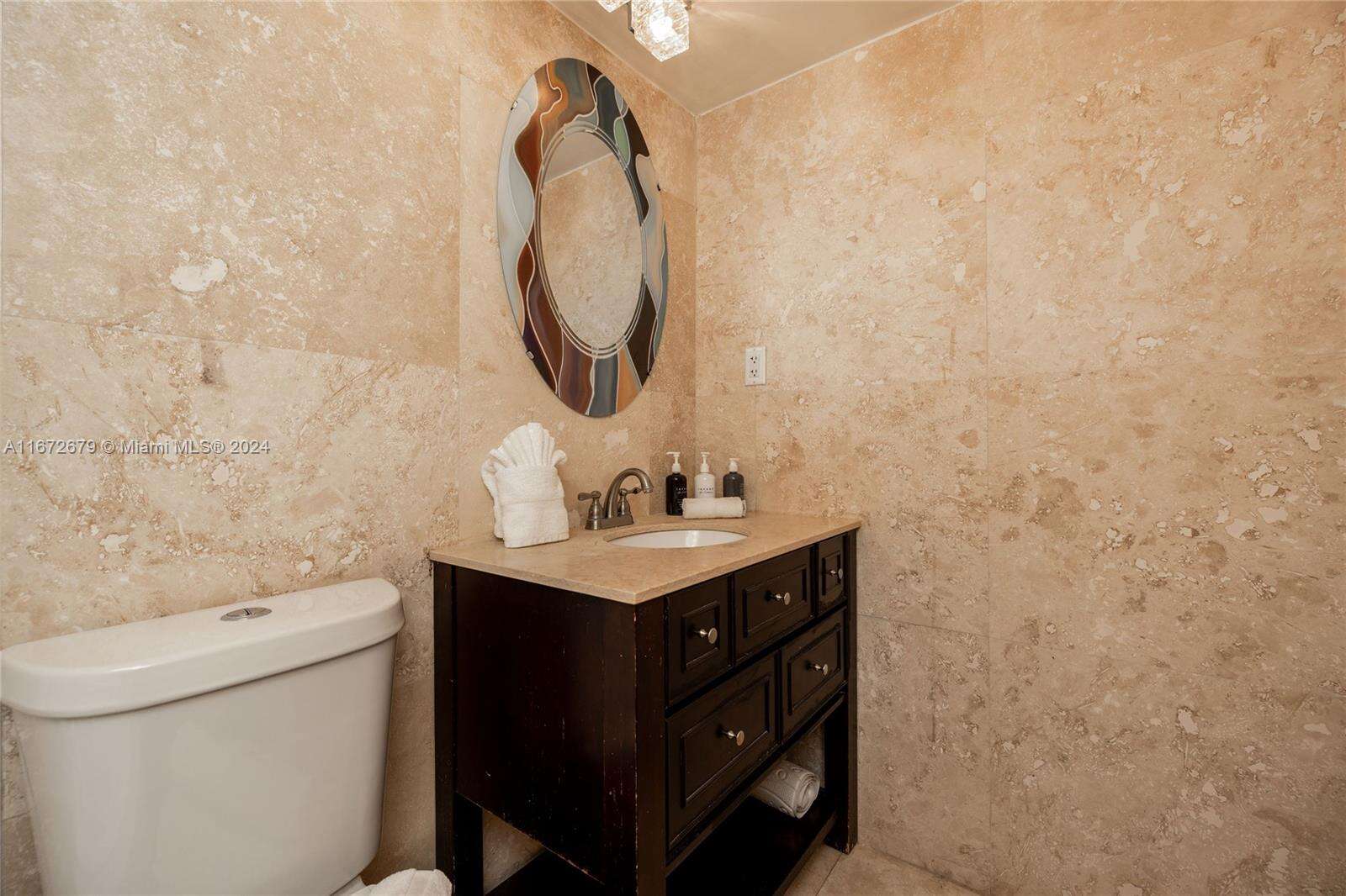 The Alexander at 5225 Collins Ave, Miami Beach, FL 33140 - For Sale photo 13