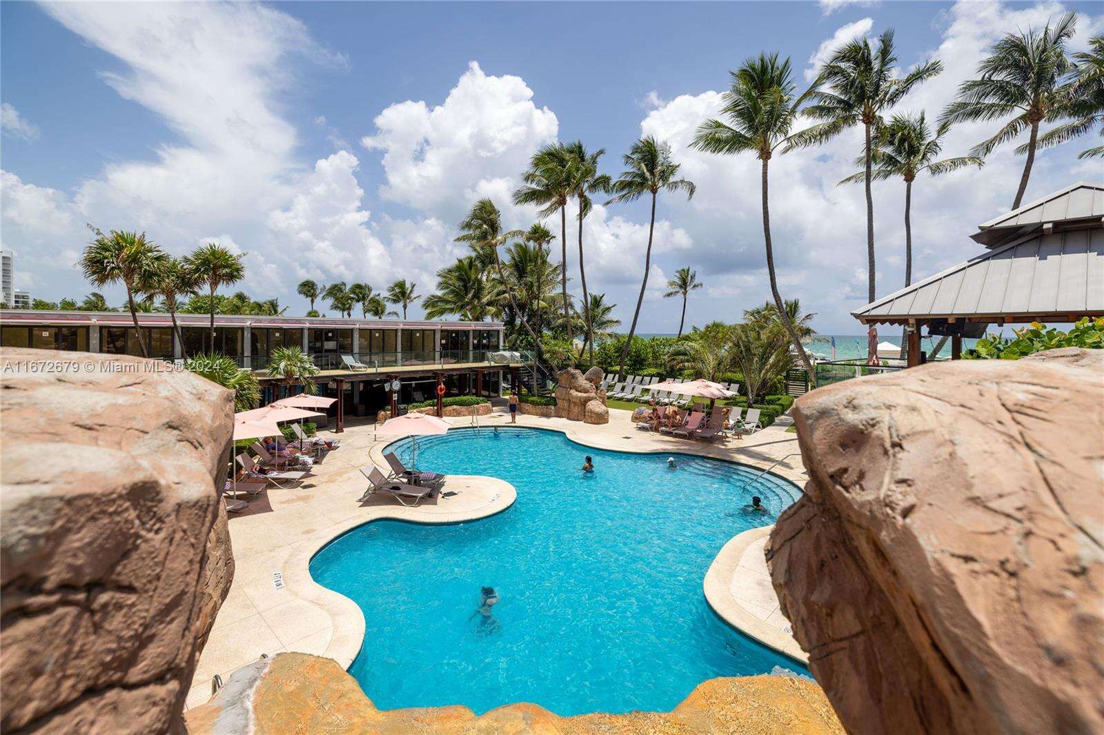 The Alexander at 5225 Collins Ave, Miami Beach, FL 33140 - For Sale photo 32
